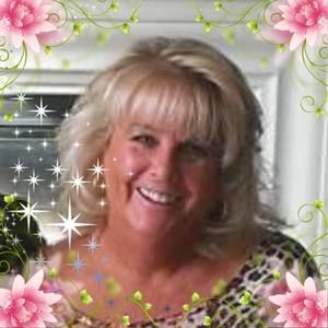 Meet your Posher, Deborah